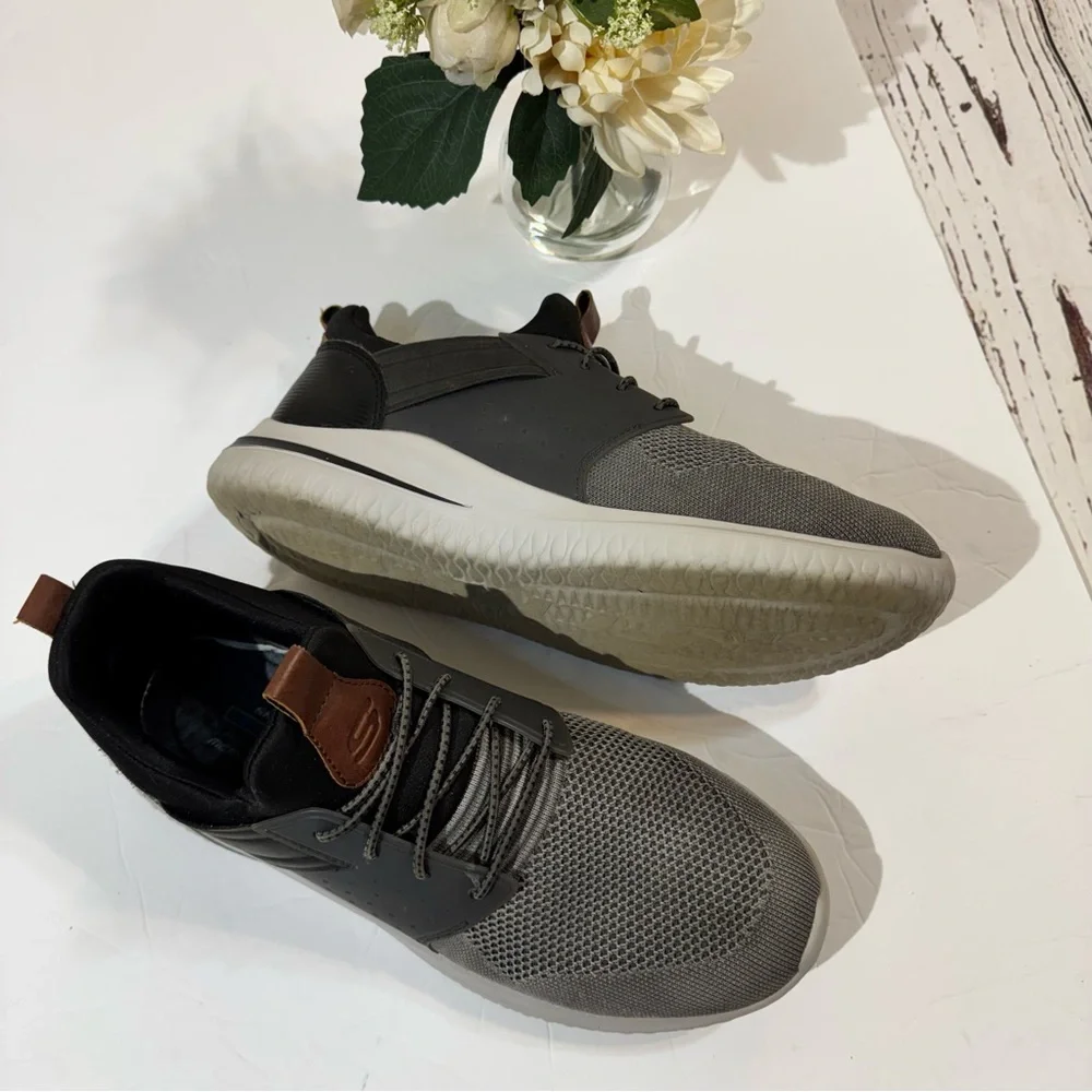 Skechers Delson 3.0 Cicada Slip-On Sneaker 10 - Picture 2 of 8